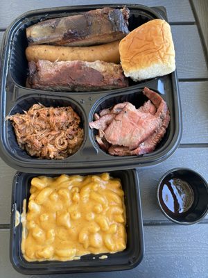 Copper Top BBQ by null