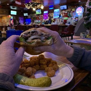 Bills Steakhouse - Mushroom burger - Steakhouses Near Me - Portland, Oregon