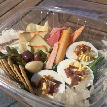 Little Lion Cafe - Relish tray to go - Cafes Near Me - San Diego, California