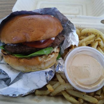 Molecular Munchies - Burger unpacked - Food Trucks Near Me