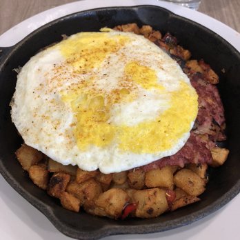 Hash Kitchen - Corned Beef Hash - Breakfast & Brunch Near Me - Scottsdale, Arizona