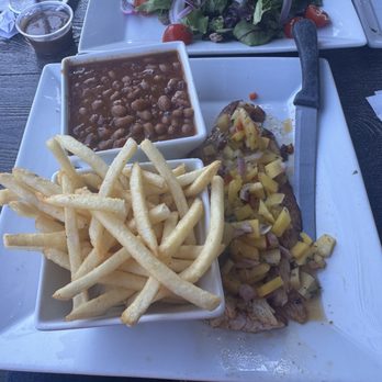 Georgia's Restaurant - Catfish served as Sea Bass - Soul Food Near Me - Long Beach, California