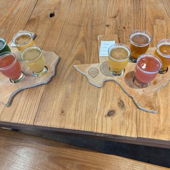 Roadmap Brewing - Flights - Breweries Near Me - San Antonio, Texas