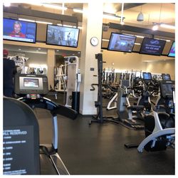 Equinox Coral Gables - Boring and basic