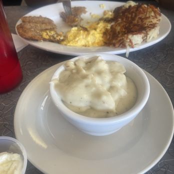 Jack's Hollywood Diner - Grits (bowl) Country Fried Steak Breakfast with (2)Eggs - Diners Near Me - Hollywood, Florida Jack's Hollywood Diner - Grits (bowl) Country Fried Steak Breakfast with (2)Eggs - Diners Near Me - Hollywood, Florida