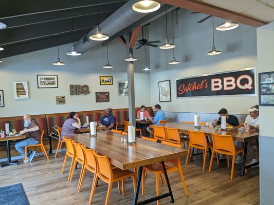Satchel's BBQ by null