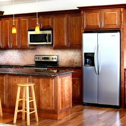 Lakewood Cabinet Center - Mocha Maple