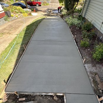 Read The Map Concrete & Construction - Driveway broom finish - Masonry/Concrete Near Me Read The Map Concrete & Construction - Driveway broom finish - Masonry/Concrete Near Me
