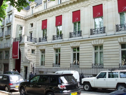 Boutique Maison Baccarat Paris Place des Etats-Unis by null