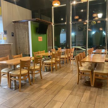 Bambu Baltimore - Seating - Bubble Tea Near Me - Baltimore, Maryland