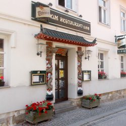 Gaststätte Kim - Der Eingang am Morgen