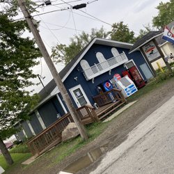 Sally's Place On The Lake