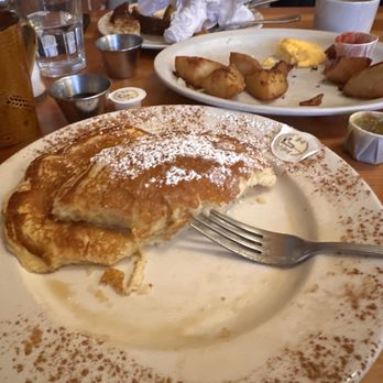 Blue Fox Cafe - Pancakes - Breakfast & Brunch Near Me - Victoria, British Columbia