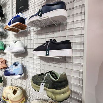 Lacoste - Men's Clothing Near Me - Miami, Florida Lacoste - Men's Clothing Near Me - Miami, Florida