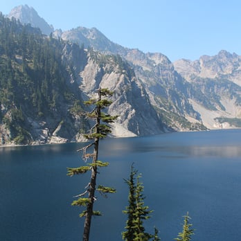 Snow Lake - Hiking Near Me - North Bend, Washington