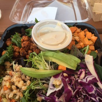 ClusterTruck - Chickpeas salad - Food Delivery Services Near Me - Indianapolis, Indiana