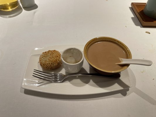 Tien Hsiang Lo by null