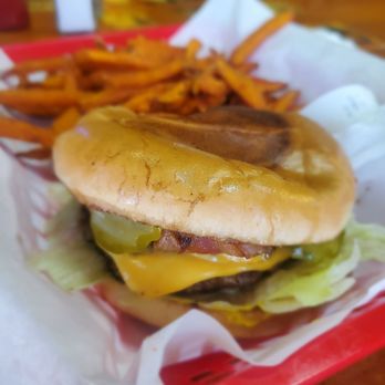 Texas Hamburger Palace - Bacon Cheeseburger , hold the tomato and onions with sweet potato fries. - Burgers Near Me - Houston, Texas Texas Hamburger Palace - Bacon Cheeseburger , hold the tomato and onions with sweet potato fries. - Burgers Near Me - Houston, Texas