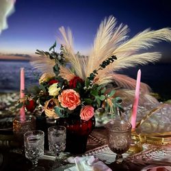 Lush Picnic VI
