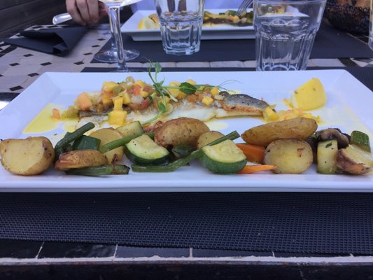 Chez Ma Cousine by null