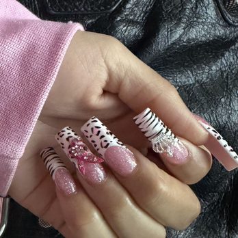 Demure Nails & Spa - My daughter's nails came out even better than she had hoped! - Nail Salons Near Me - San Dimas, California