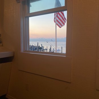 Houser's Hotel - Hotels Near Me - Ocean Beach, New York Houser's Hotel - Hotels Near Me - Ocean Beach, New York