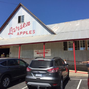Larsen Apple Barn - Fruits & Veggies Near Me - Camino, California Larsen Apple Barn - Fruits & Veggies Near Me - Camino, California