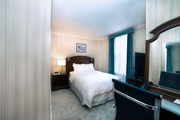 Hotel Stanford by null