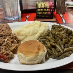 Bowman's Restaurant - Meatloaf