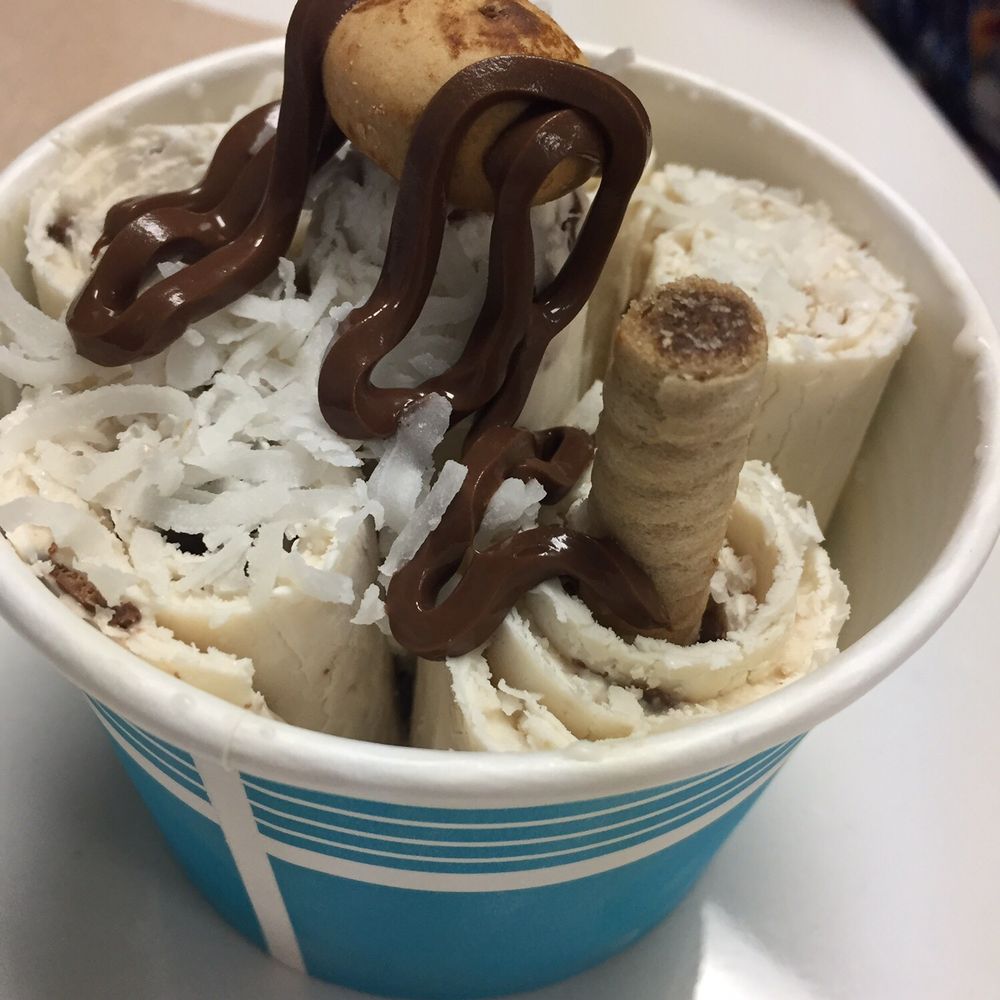The roll ice cream The roll ice cream
