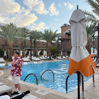 Silverton Casino - Hotels Near Me - Las Vegas, Nevada Silverton Casino - Hotels Near Me - Las Vegas, Nevada
