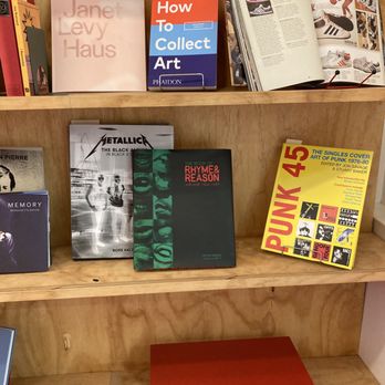 Mad Lab Coffee - Books at Mad Lab Coffee
© 2024 Karen Johanson - Coffee & Tea Near Me - Los Angeles, California Mad Lab Coffee - Books at Mad Lab Coffee
© 2024 Karen Johanson - Coffee & Tea Near Me - Los Angeles, California