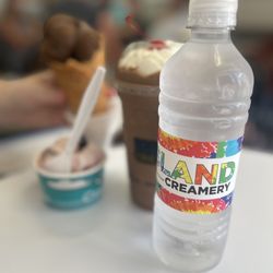 Island Creamery - The best place on the whole shore for frozen treats