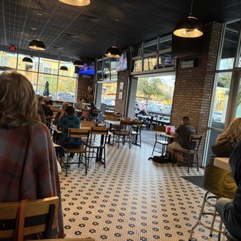 Cascadia Pizza - Too cold for doors to be open - Pizza Near Me - Tempe, Arizona Cascadia Pizza - Too cold for doors to be open - Pizza Near Me - Tempe, Arizona