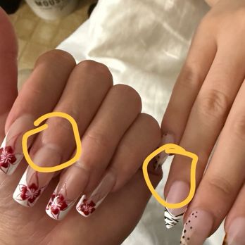 Orange Nails Bar - The difference mines look old and my sisters look perfectly new we got them at the same time - Nail Salons Near Me - Orange, California