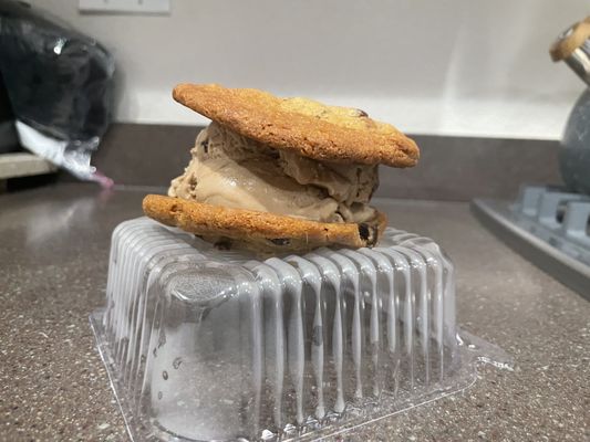 Sweet Addiction, Cookies & Ice Cream by null
