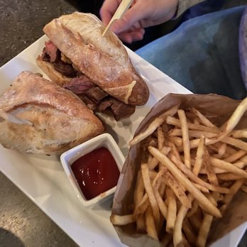 Knotty Barrel - Steak Sandwich - Gastropubs Near Me - San Diego, California