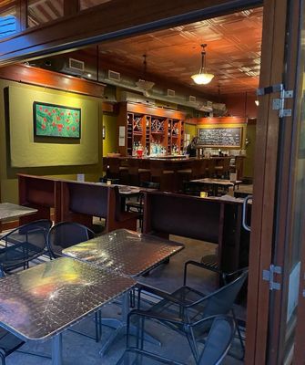 Pino's by null