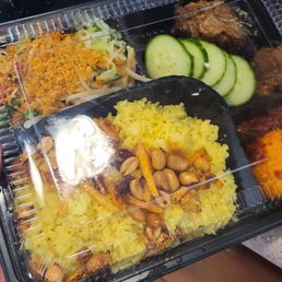 Yellow rice set Yellow rice set