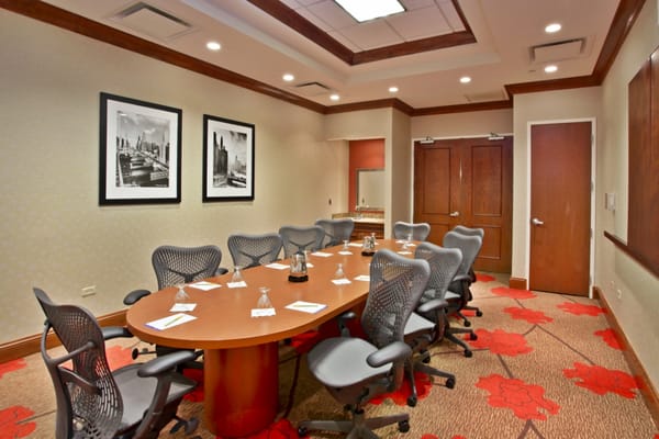 Hilton Garden Inn Chicago/Midway Airport by null