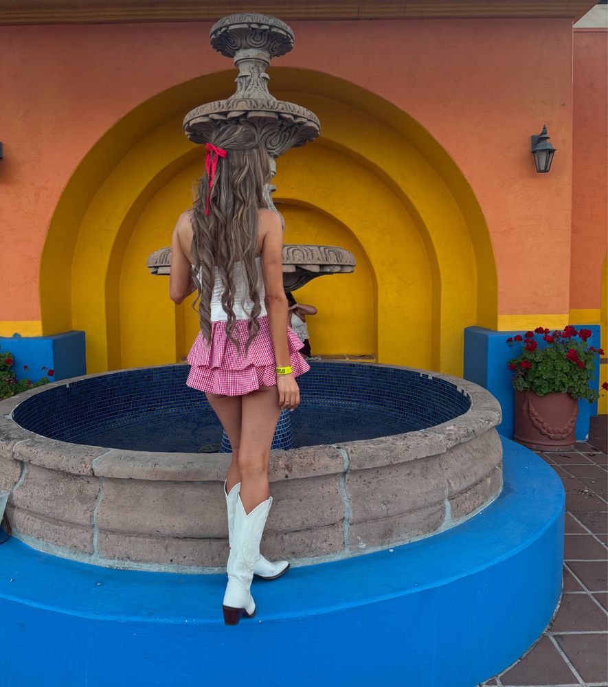 Spray Tans By Olivia Logo