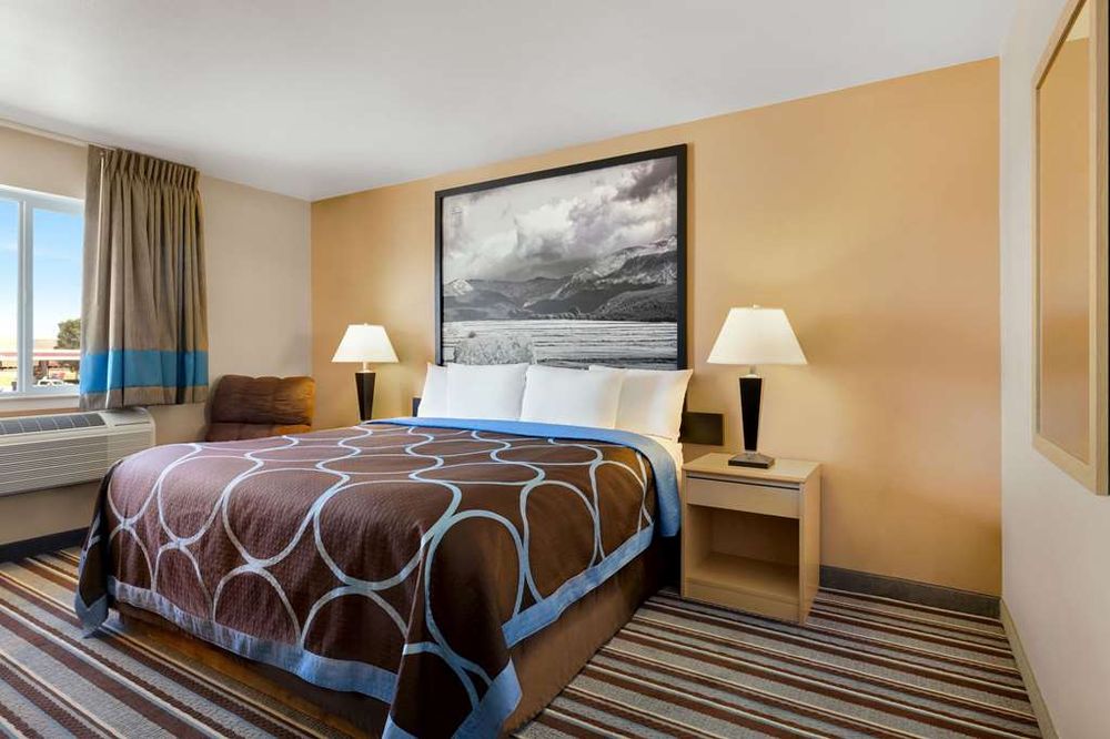 SUPER 8 BY WYNDHAM BIG TIMBER Updated June 2024 68 Photos & 14