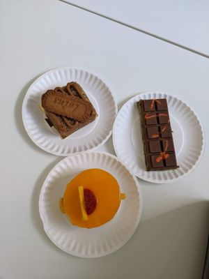 Mrs. Dessert & Kumpir محل حلويات عربي by null