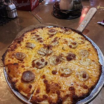General Saloon - Sausage pie with vodka sauce, well done - Bars Near Me - Old Bridge Township, New Jersey