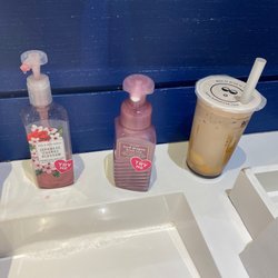 Bath & Body Works - Foaming hand soap, testers at wash station