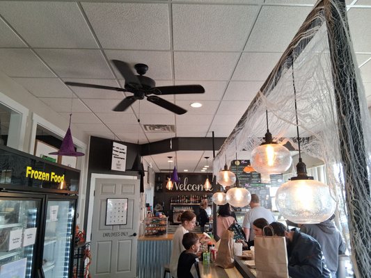 The Lucky Penny Café by null