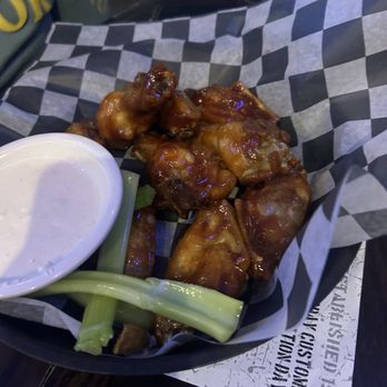 Riv’s Toms River Hub - Bbq Wings on The Bone - Sports Bars Near Me - Toms River, New Jersey Riv’s Toms River Hub - Bbq Wings on The Bone - Sports Bars Near Me - Toms River, New Jersey