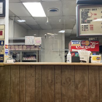Rosa's Pizza - Cashier, plexiglass & sanitizer - Pizza Near Me - Placentia, California Rosa's Pizza - Cashier, plexiglass & sanitizer - Pizza Near Me - Placentia, California
