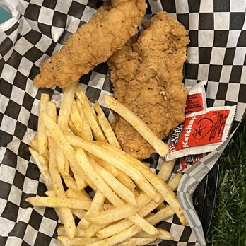 Uptown Sprouts - Kids' "Lil' Sprouts" Chicken Strips - Juice Bars & Smoothies Near Me - Kingsburg, California Uptown Sprouts - Kids' "Lil' Sprouts" Chicken Strips - Juice Bars & Smoothies Near Me - Kingsburg, California