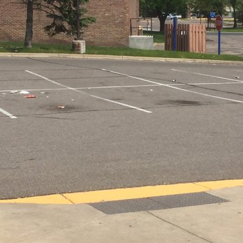 Taco Bell - War zone?  Nope, Taco Bell! - Fast Food Near Me - Brooklyn Center, Minnesota